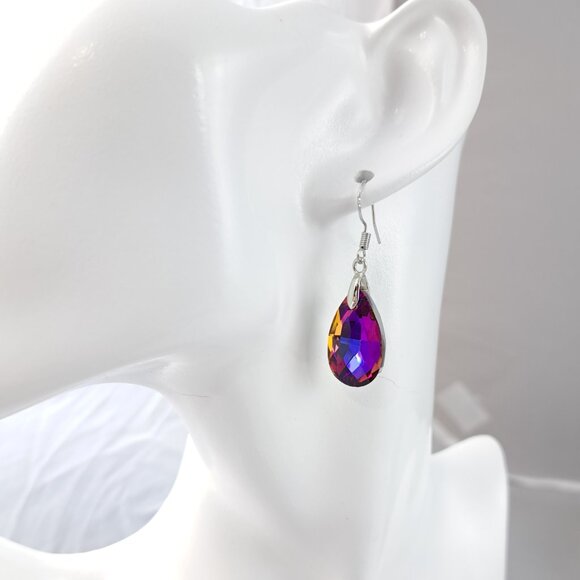 Great Assortment of Earrings! - Picture 5 of 6